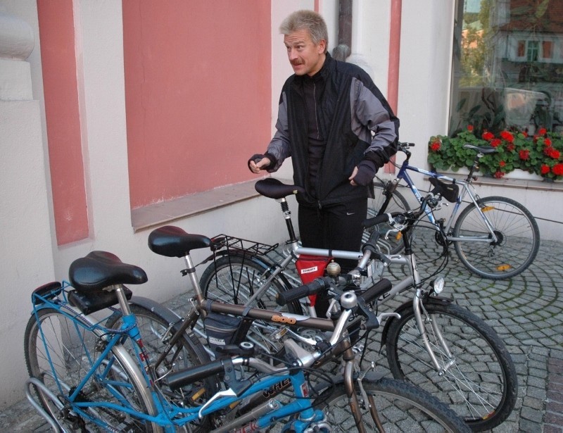 Co kilka lat, najczęściej w Dzień bez samochodu, prezydent...