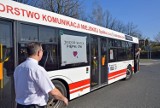 Koronawirus w Jastrzębiu: "Jeszcze wrócą piękne dni".  Napisy na autobusach MZK mają dodać otuchy mieszkańcom