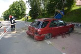 Wypadek w Nowodworzu k. Tarnowa. Auto uderzyło w przystanek [ZDJĘCIA, WIDEO]