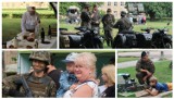 Rydzyna. IX Piknik Militarny w Rydzynie. Do zamku zjechali rekonstruktorzy i wojsko