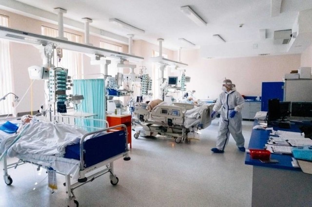 W szpitalach w regionie tarnowskim z każdym dniem maleje liczba chorych na COVID-19