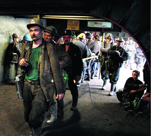 Górnicy z niechęcią patrzą na zmiany, jakie szykuje zarząd