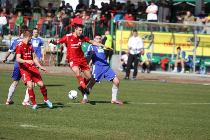 Drutex-Bytovia - Górnik Wałbrzych 2-1. Zespół Pawła Janasa zdobył komplet punktów na własnym terenie