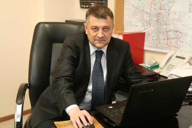 Artur Augustyn, prezes MPO (z zarządem), wydzwonił 6929 zł