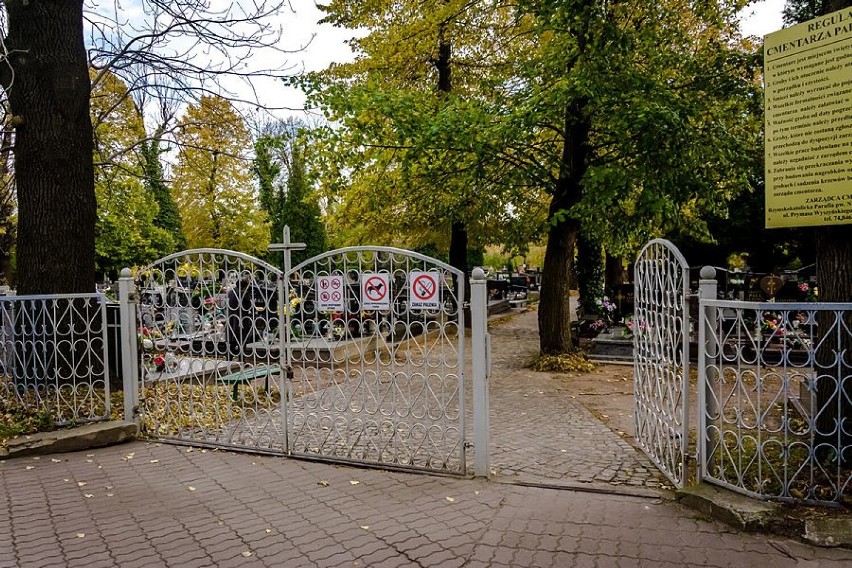 Nekropolie Wałbrzycha. Cmentarz parafialny przy ulicy Wyszyńskiego (ZDJĘCIA)