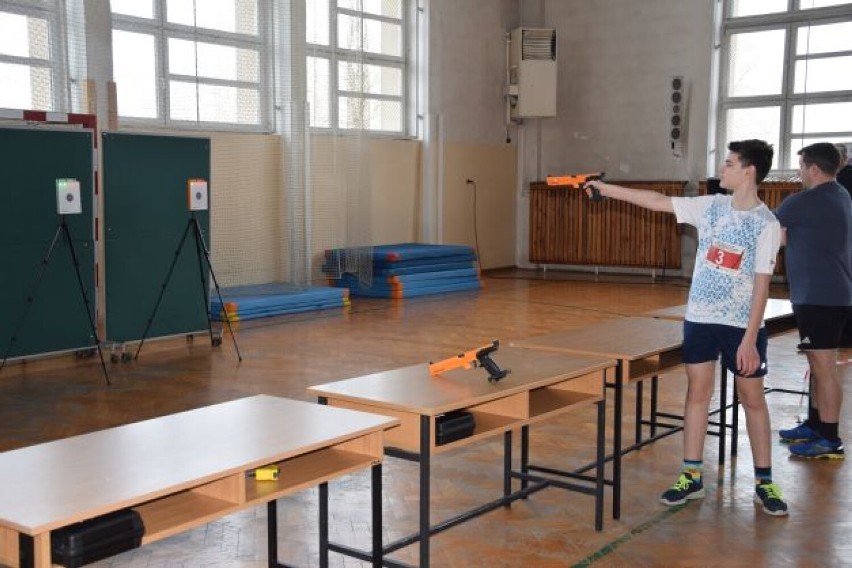 Zawody i pokazy Laser Run w Sieradzu. Był nawet mistrz...