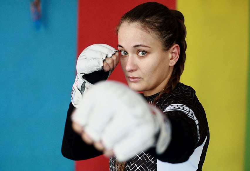 Gwiazda kobiecego MMA Karolina Kowalkiewicz zmierzy się z Brazylijką Kalindrą Farią