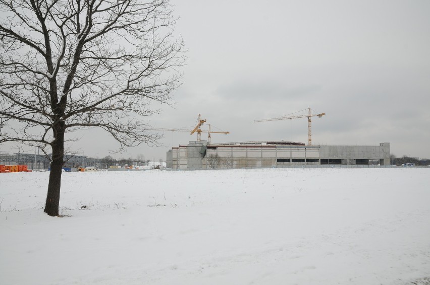 Budowa galerii handlowej w Bronowicach idzie jak burza [ZDJĘCIA]
