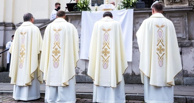 Diecezja Bielsko-Żywiecka ogłosiła listę zmian personalnych w podległych parafiach