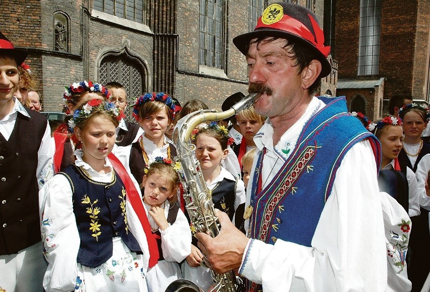 Kaszubska muzyka rozbrzmiewała w sobotę na ulicach Gdańska....
