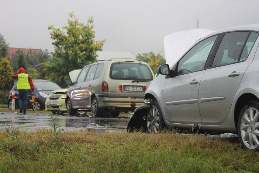 Znamy szczegóły wypadku pod Krotoszynem z udziałem trzech aut [ZDJĘCIA]             