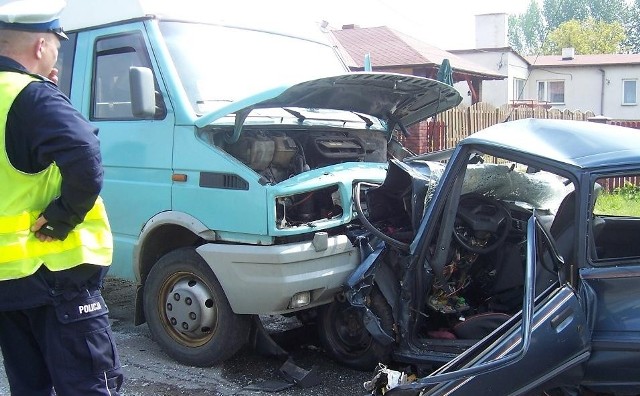 W wypadku w Żorach zginęła jedna osoba, a 12 zostało rannych