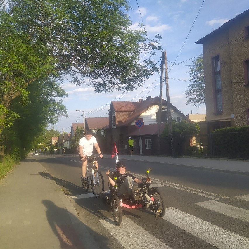 Łukasz Wiliński, mimo swojej dolegliwości, nie zraża się ani...