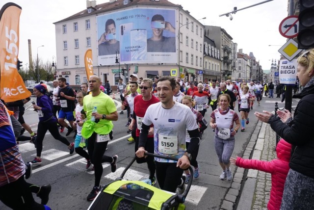 13. PKO Poznań Półmaraton na pewno zgromadzi na starcie w kwietniu 2021 roku, w bardziej dogodnym terminie niż październik tego roku, grubo ponad 10 tys. biegaczy.