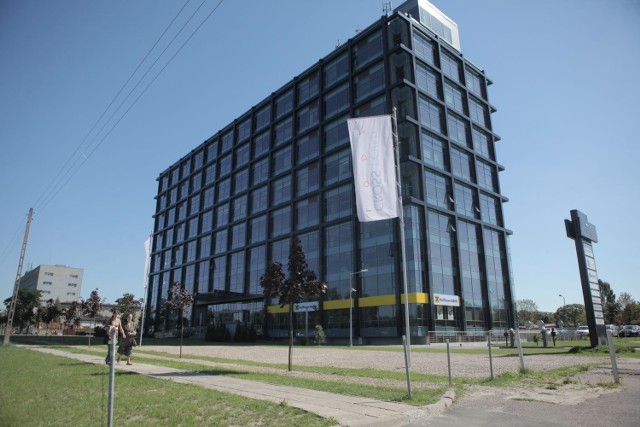 ZUS w 1999 roku kupił biurowiec za 24 mln zł