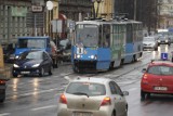 Mój reporter: Czy tramwaj linii 4 nie może na stałe jeździć przez Pułaskiego?