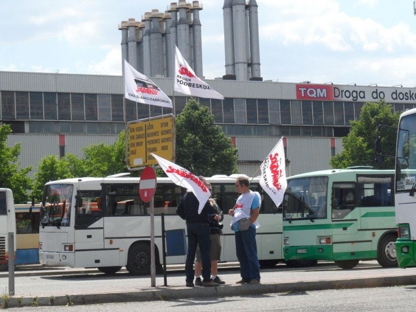 Kolejna pikieta Solidarności w tyskiej fabryce Fiata [ZDJĘCIA, WIDEO]
