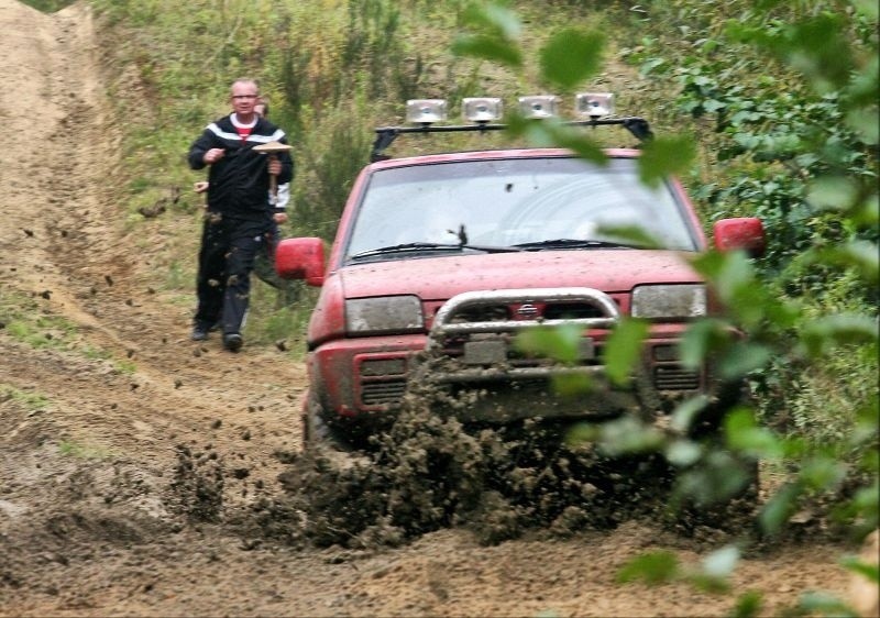 Trzeci rajd samochodów terenowych Quadra 4x4 (ZDJĘCIA)