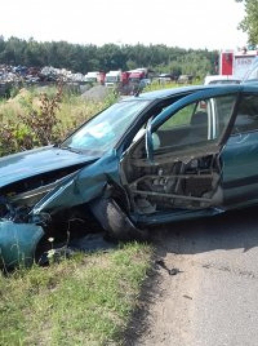Radomsko: trzy weekendowe wypadki na drogach powiatu radomszczańskiego [ZDJĘCIA]