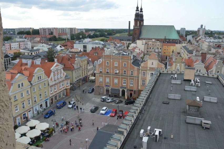 Zwiedzanie - odbywające się w 10-osobowych grupach - będzie...