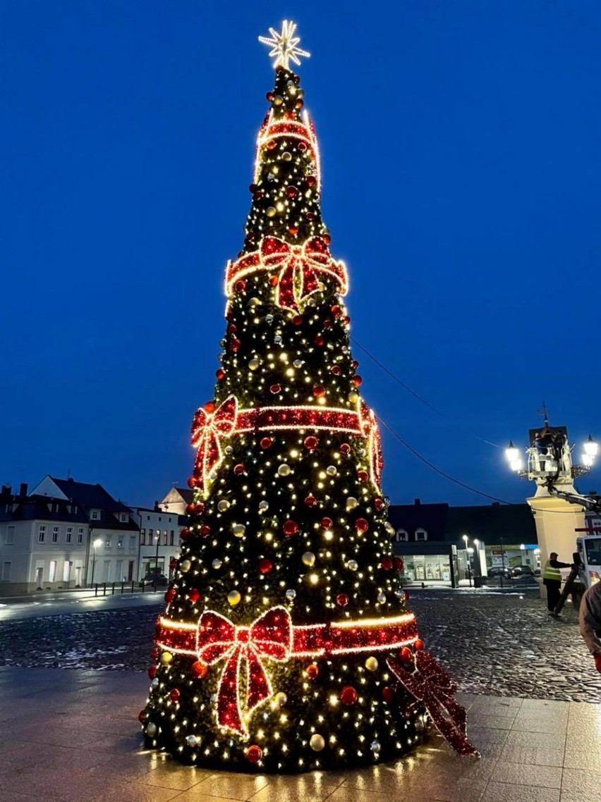 Lwówek stroi się na święta. Praca idzie pełną parą! 