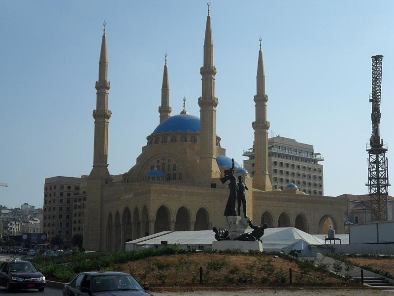 Błękitny Meczet w Bejrucie zbudowany na wzór meczetu w...