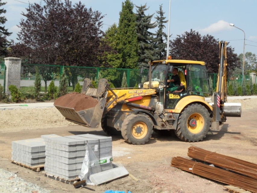 Będzin: Zobacz, jak powstaje skatepark przy Sportowej [ZDJĘCIA Z BUDOWY]