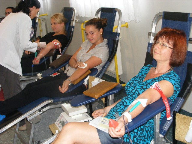 Sto piętnaście osób oddało honorowo krew w czasie akcji, jaka zakończyła się właśnie w Tarnowie Podgórnym