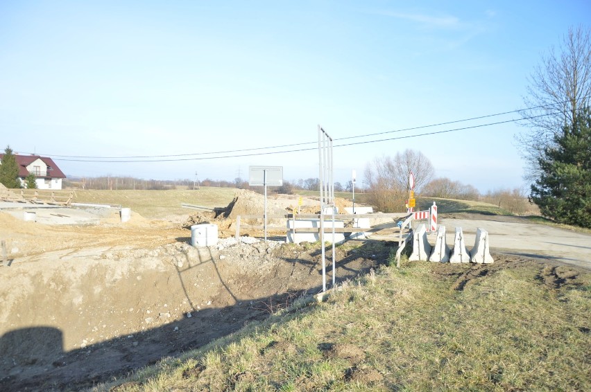 Zielona. Utrudnienia z powodu przebudowy mostu na Drwince potrwają jeszcze kilka miesięcy [ZDJECIA]