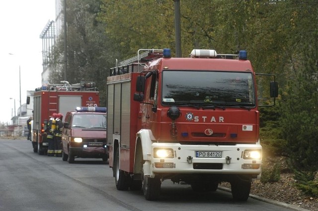 W gaszeniu pożaru brały udział także wozy strażackie z Poznania