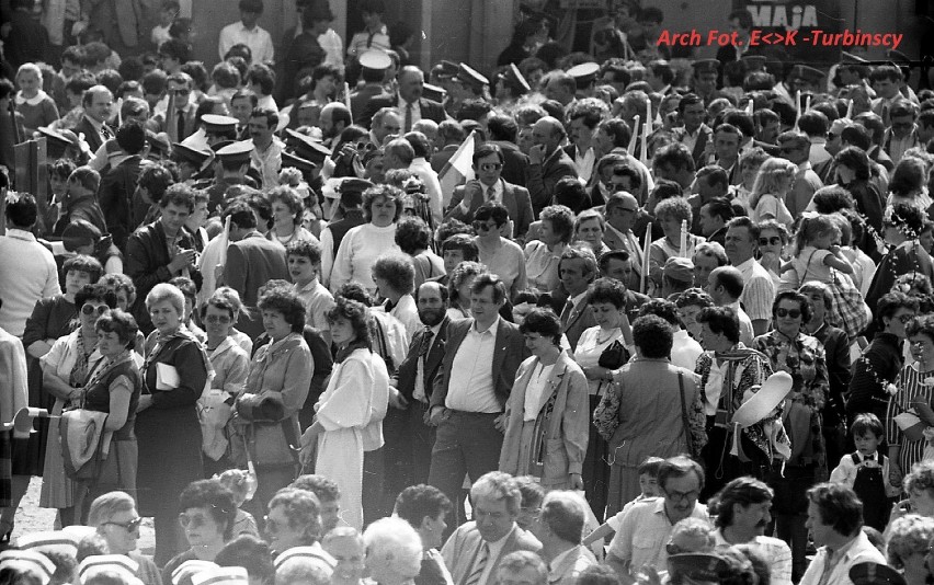 Pierwszomajowe święto w Sieradzu w latach 80