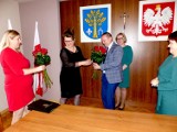 Nauczyciele i dyrektorzy z gmin Zelów i Kluki odebrali nagrody z okazji Dnia Nauczyciela