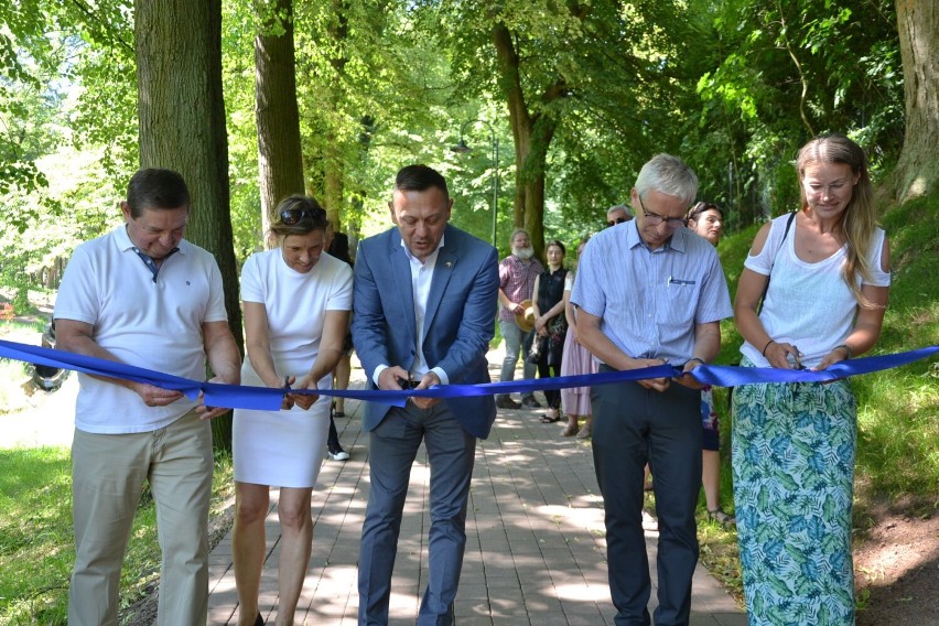 Prace w parku przy ulicy Strzeleckiej w Nowej Rudzie zakończone. Zobacz, jak wygląda obecnie! 