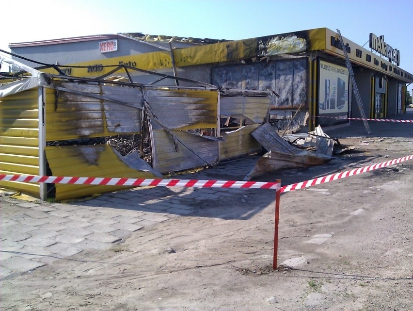 Chełm: Pożar w centrum miasta. Ktoś podpalił namiot wystawowy