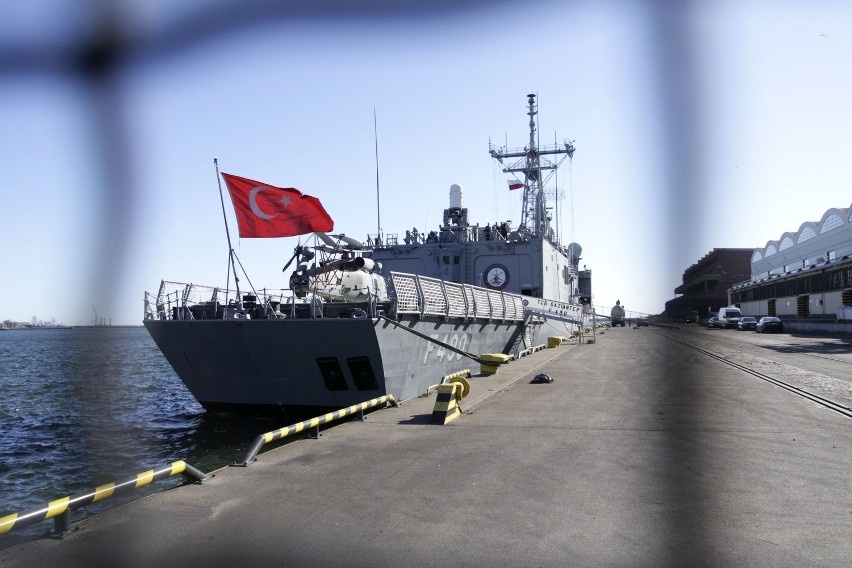 Turecki okręt wojenny TCG Gaziantep w Gdyni - zdjęcia.
