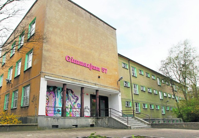 Ostatni uczniowie opuszczą budynek Gimnazjum 57 przy ul. Sierakowskiej w 2014 roku