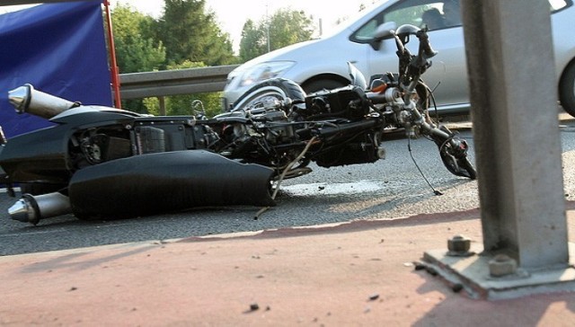 16-letni motocyklista zginął w wypadku w miejscowości Lubocha