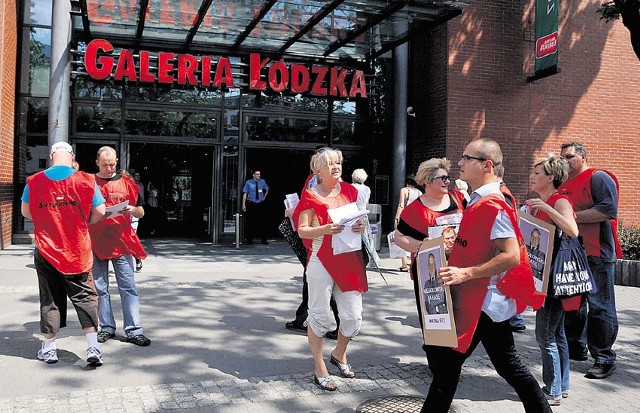 W Łodzi związkowcy protestowali przeciwko zwolnieniom w Tesco