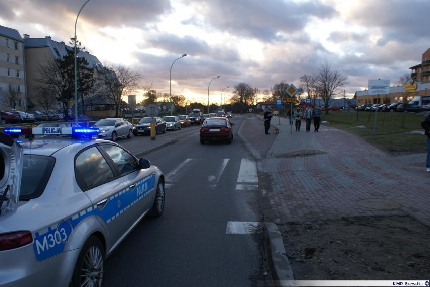 Dyżurny Policji w Suwałkach otrzymał informację o wypadku na...