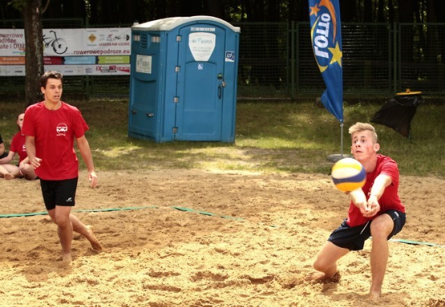 Turniej Dzielnic w Siatkówce Plażowej: Grom rządzi na dzielnicach [wideo, zdjęcia]