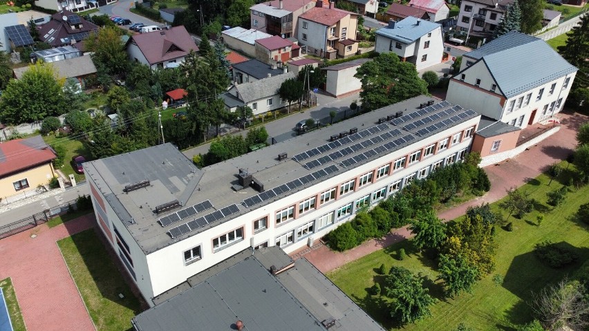 Zakończono budowę instalacji fotowoltaicznych w gminie Olsztyn. Łączna moc do 149 KWh