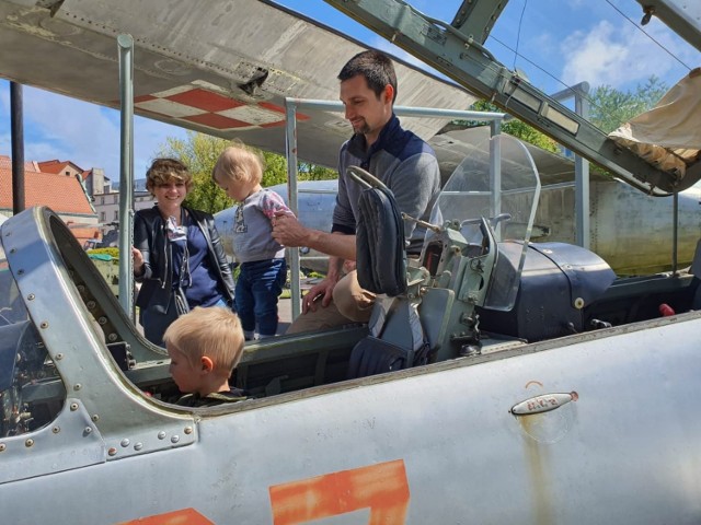 Jedną z atrakcji Dnia Dziecka w Muzeum Oręża Polskiego był samolot ISKRA, w którym można było zasiąść i przez moment poczuć się jak prawdziwy pilot