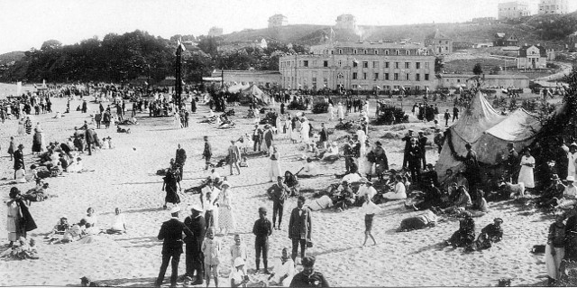 Gdyńska plaża w 1924 roku. Czy filmowcom uda się odtworzyć klimat miasta sprzed ponad 80 lat, zobaczymy za rok