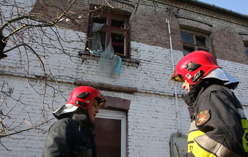 W Piotrkowie wybuchł piec. Jedna osoba nie żyje [ZDJĘCIA]