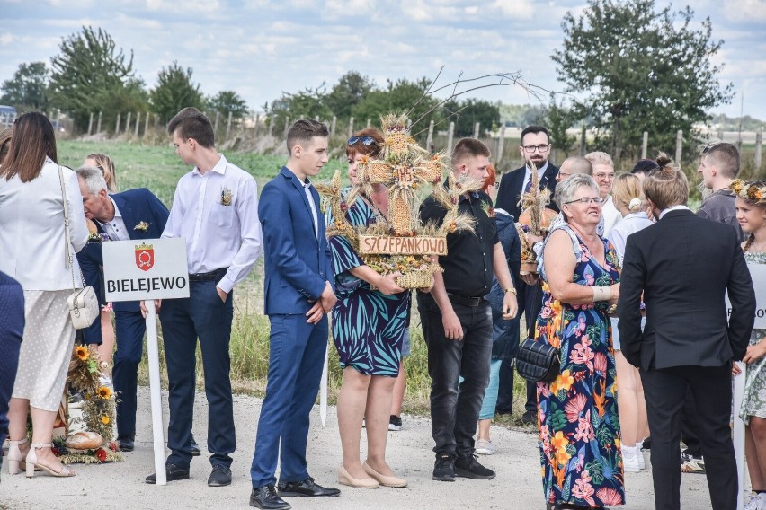 Gm. Ostroróg. Rozpoczęły się dożynki gminno-parafialne nad Morminem