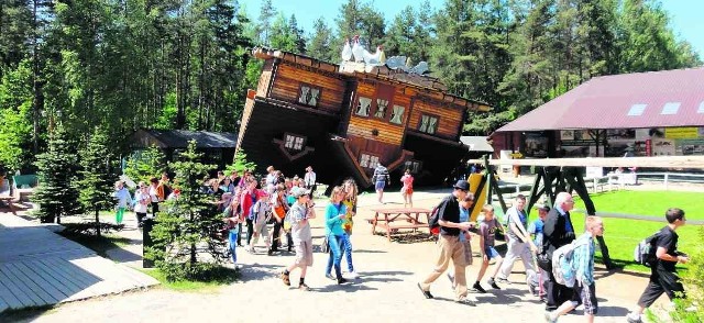 Szkolne wycieczki chętnie odwiedzają Centrum Edukacji i Promocji Regionu w Szymbarku