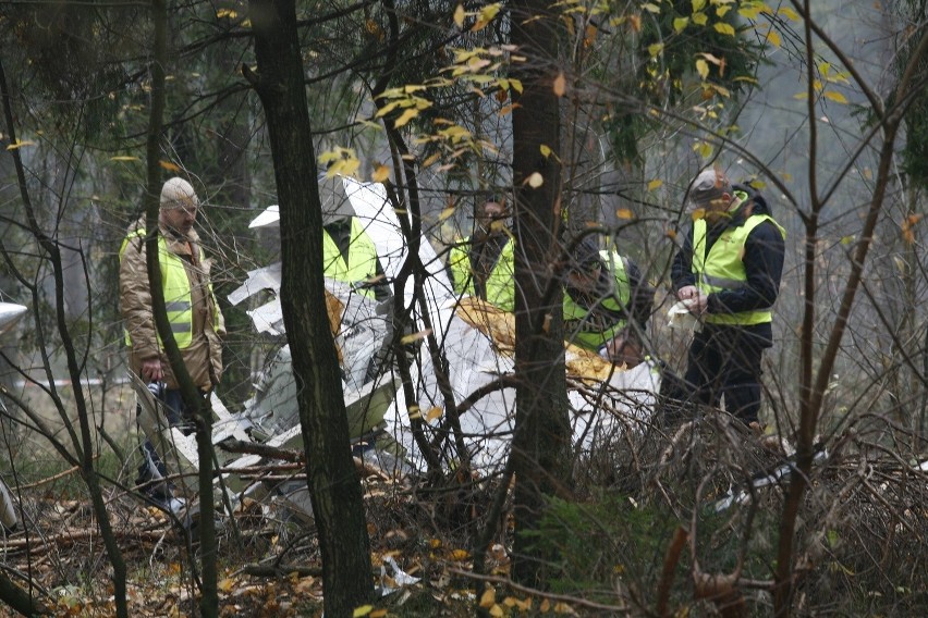 Samolot, który rozbił się pod Pyrzowicami, miał planowo lądować na Muchowcu [ZDJĘCIA]