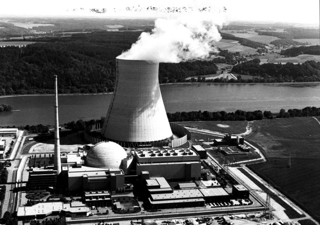 Tak w altach 80-tych wyobrażano sobie elektrownię atomową w Żarnowcu. Jednak nie powstała