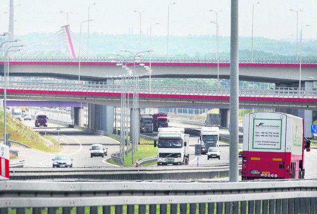 W Gliwicach Sośnicy przecinają się autostrady A1 i A4. To jeden z największych węzłów autostradowych w Europie