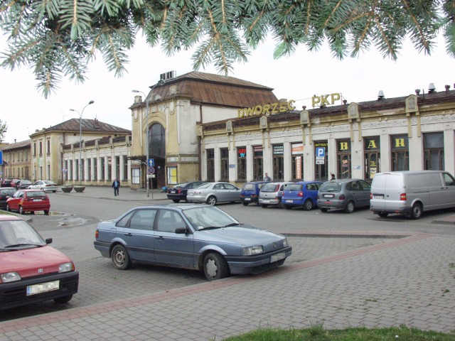 Gmach z 1909 r. to zabytek. Przez uzgodnienia z konserwatorem udało się już przebrnąć